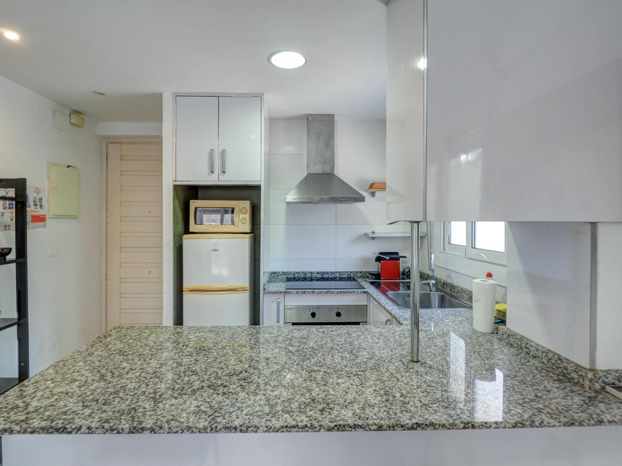 Los Globos Beach Studio By Hello Homes Сіджас Екстер'єр фото